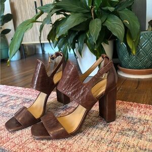 Banana Republic Brown leather heels